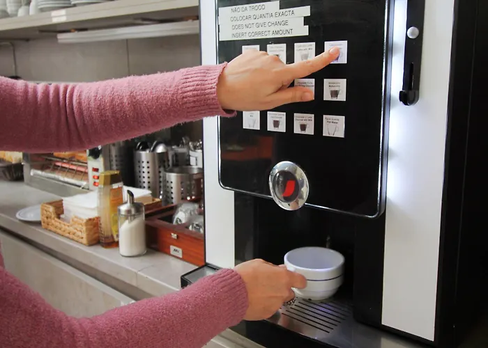 Wot Patio Social Hostel Lissabon