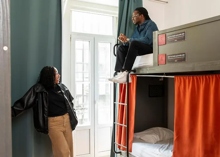 Hostel Wot Patio Social *