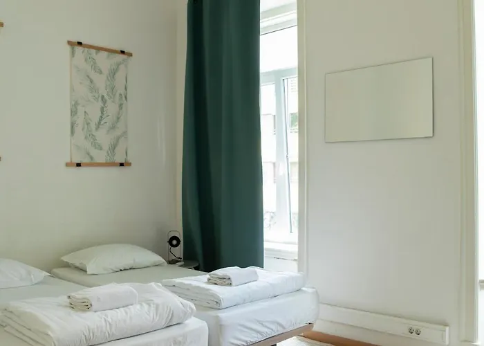 Wot Patio Social Hostel