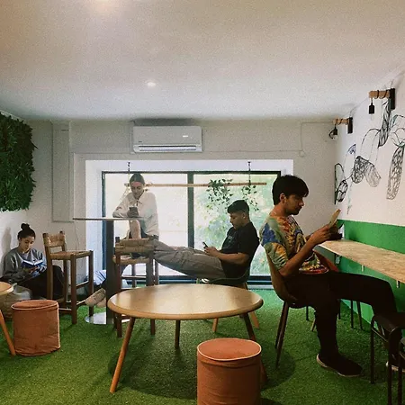 Wot Patio Social بيت شباب *