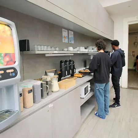 Wot Patio Social بيت شباب Lisboa