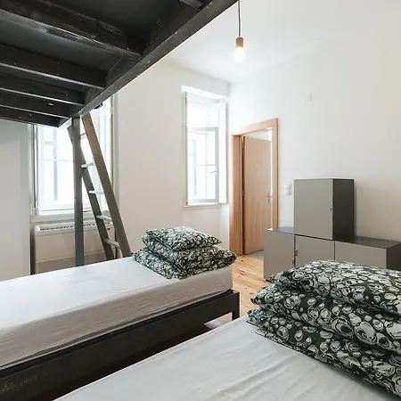 Wot Patio Social بيت شباب