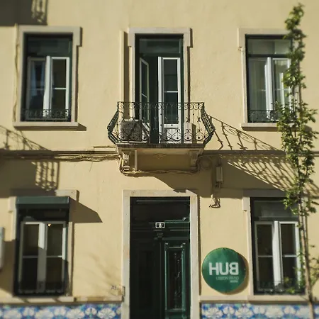 Wot Patio Albergue *