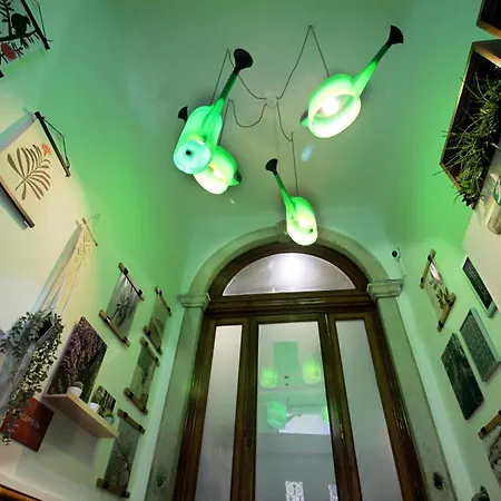 Wot Patio Social Hostel *