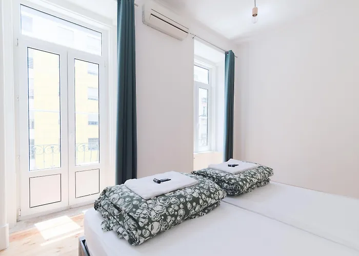 Hostel Wot Patio Social