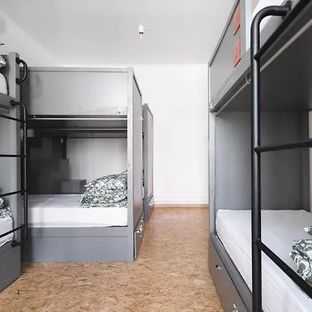 Hostel Wot Patio Social *